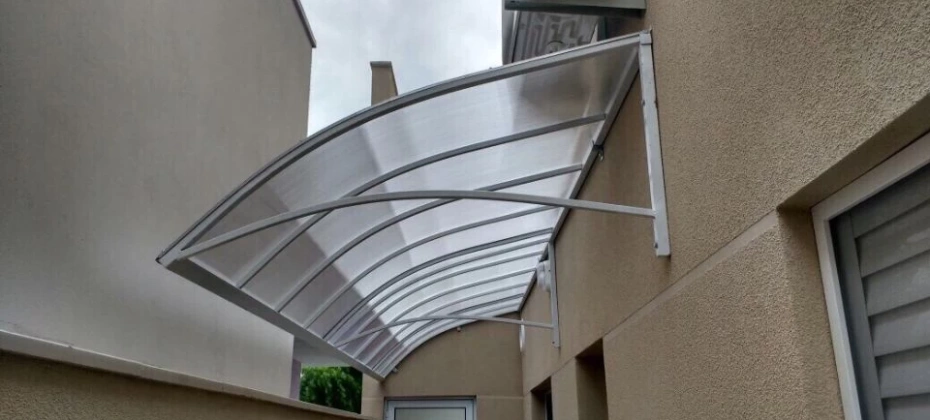 Toldo de&nbsp;policarbonato