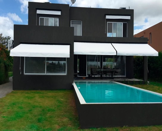 Toldo Cortina Retrátil com ou sem&nbsp;Braços