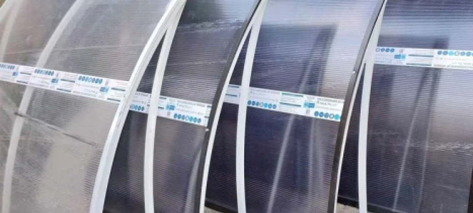 Toldo de&nbsp;policarbonato